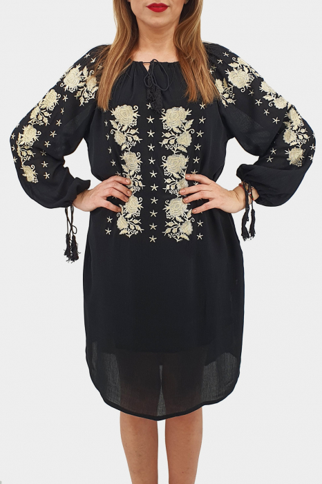 Rochie Traditionala Claudia [4]