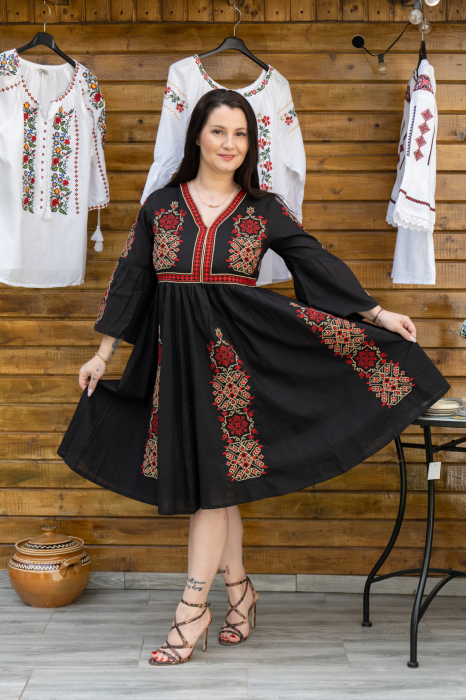 Rochie Traditionala Dorinuta 3 [3]