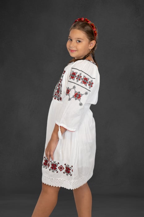 Rochie traditionala fetite Iustina [2]