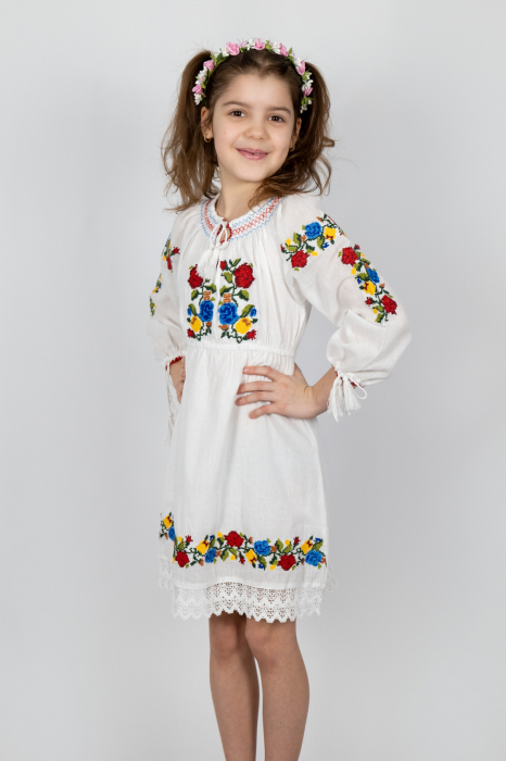 Rochie traditionala fetite Lacramioara [3]