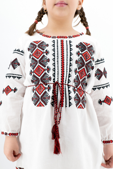 Rochie traditionala fetite Maria [4]