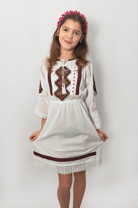 Rochie traditionala fetite Zoe 2 [5]