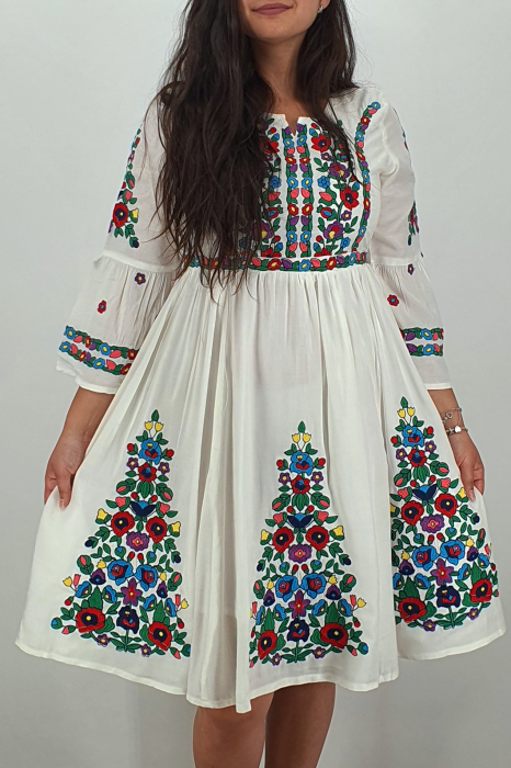 Rochie Traditionala Fiorela 11 [2]