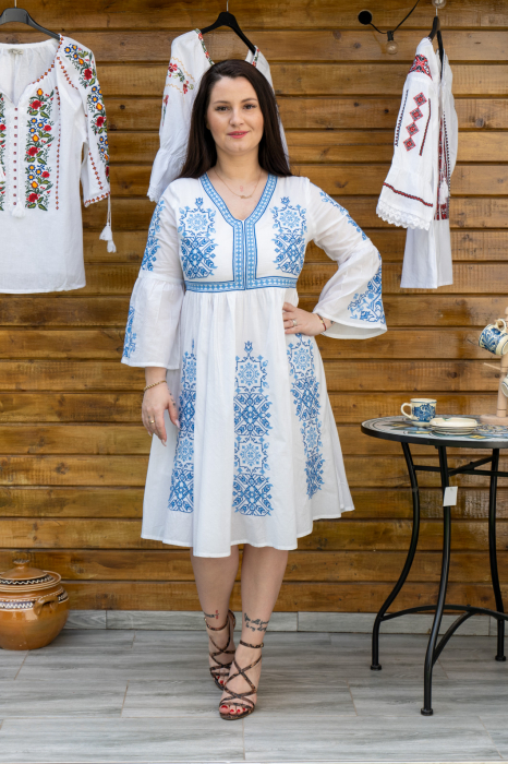 Rochie Traditionala Dorinuta [2]