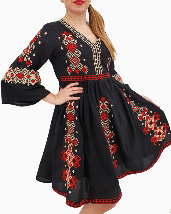 Rochie Traditionala Amanda [2]