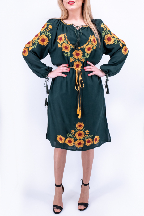Rochie Traditionala Floarea Soarelui 21 [3]