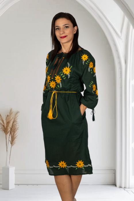 Rochie Traditionala Floarea Soarelui 23 [3]