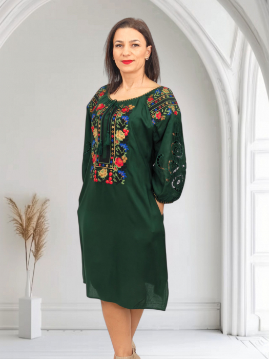 Rochie Traditionala Ianina 5 [3]