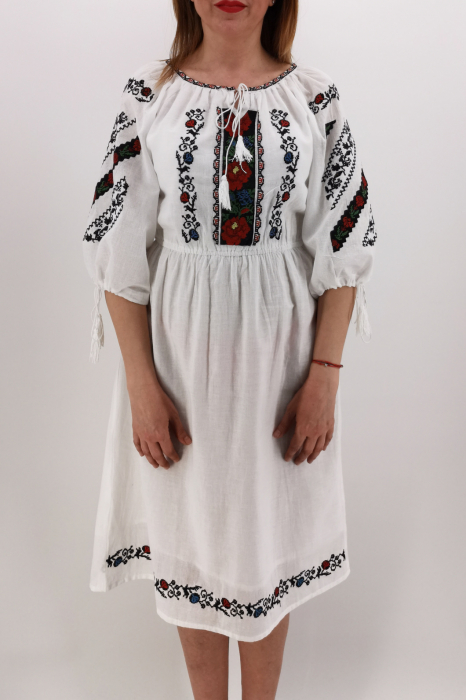 Rochie Traditionala Catrinel [4]