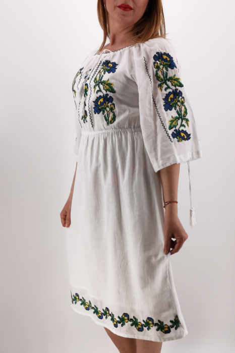 Rochie Traditionala Iliana 2 [3]