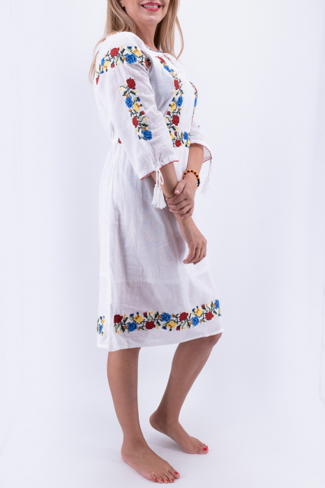 Rochie traditionala Luminita 5 [3]