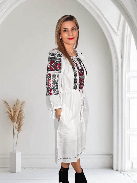 Rochie Traditionala Matilda [3]