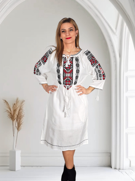 Rochie Traditionala Matilda [2]