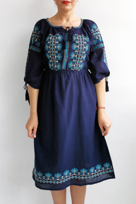 Rochie Traditionala Blanca [3]