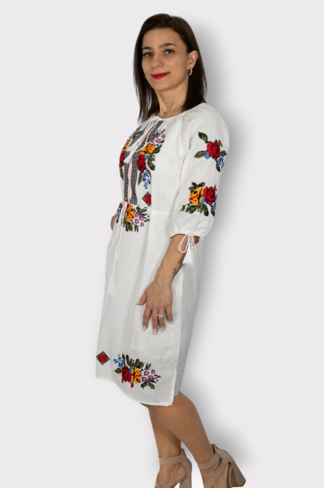 Rochie Traditionala Erina [3]