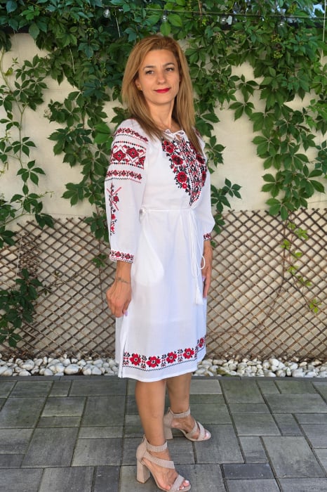 Rochie Traditionala Andrea 10 [4]