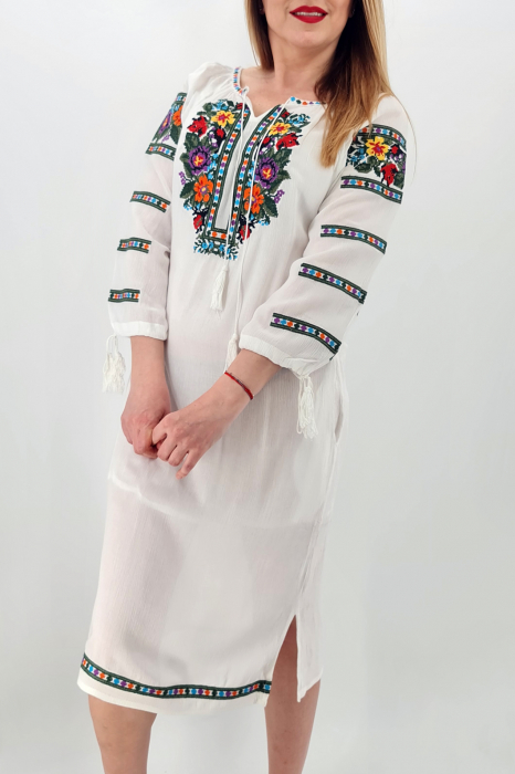 Rochie Traditionala Ariana [3]