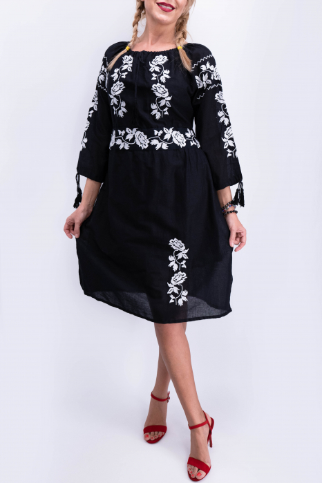 Rochie Traditionala Natasa [3]