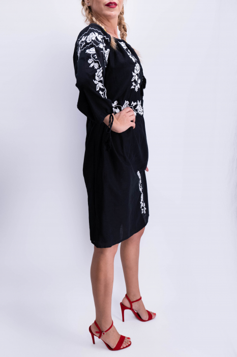 Rochie Traditionala Natasa [4]