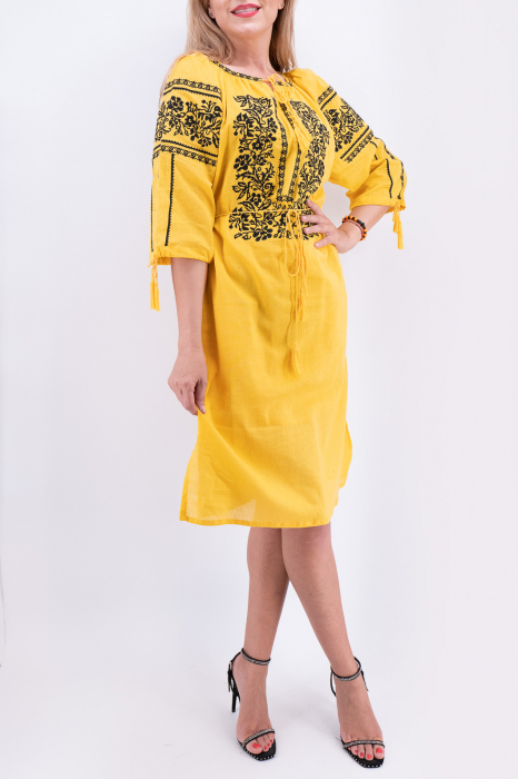 Rochie Traditionala Salma 2 [5]
