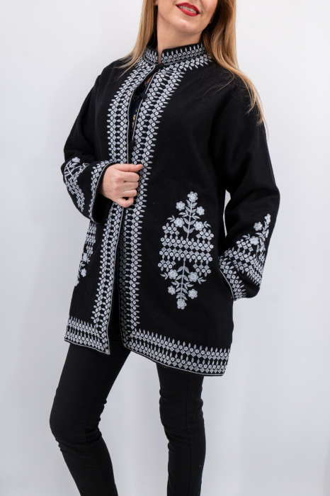 Sacou/Pardesiu brodat cu motive traditionale 12 [2]