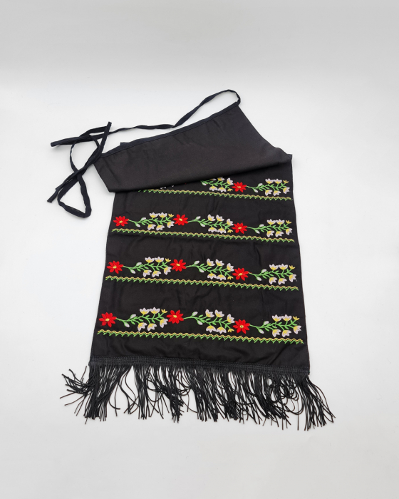 SET - 2 Fote brodate cu model traditional 4 [3]