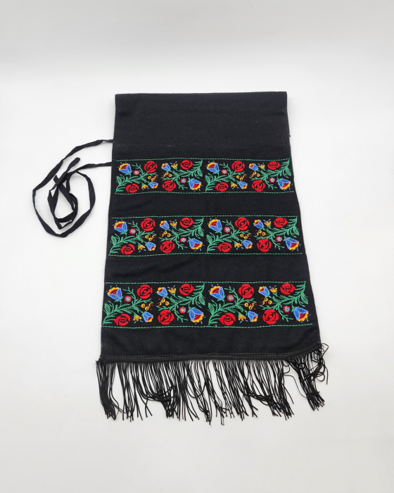 SET - 2 Fote brodate cu model traditional 5 [3]