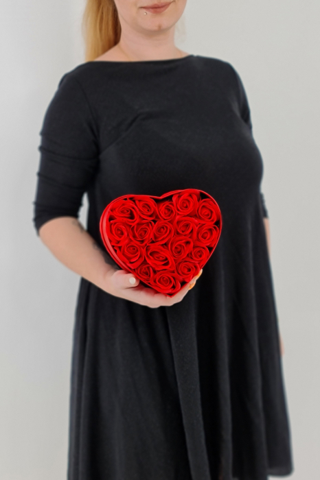 Set cadou – Trandafiri de sapun – inima mica – rosie [2]