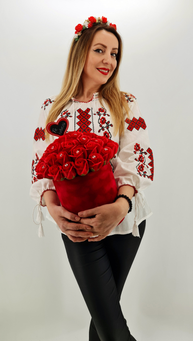 Set cadou - Trandafiri sapun - Cutie Catifea Rosie [5]