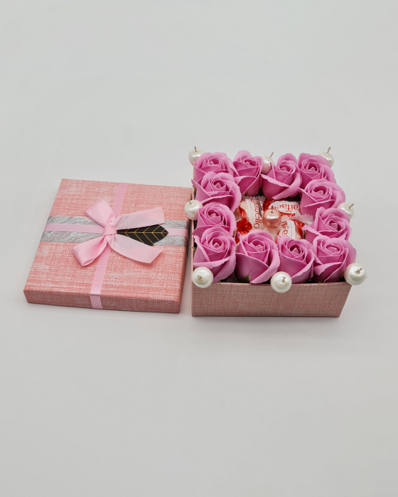 Set cadou – Trandafiri sapun – patrat mic – Raffaelo! [2]