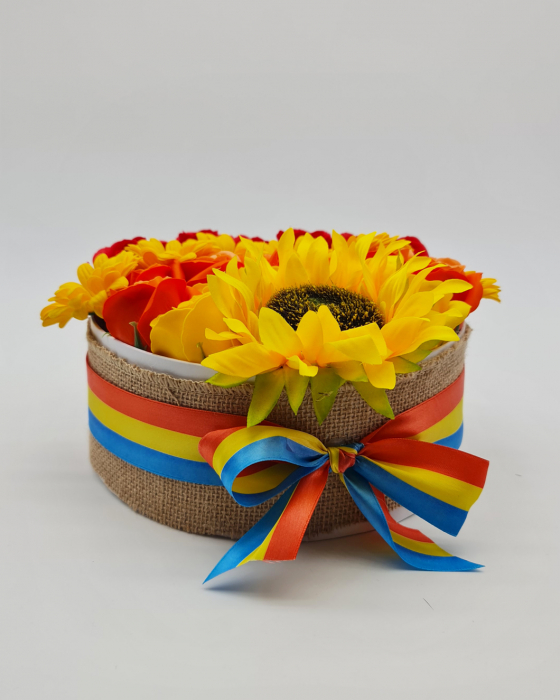 Set cadou – Trandafiri sapun – Cutie rotunda – floarea soarelui 2! [5]