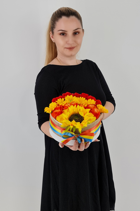 Set cadou – Trandafiri sapun – Cutie rotunda – floarea soarelui 2! [2]