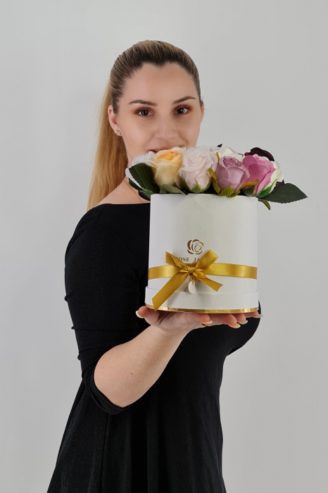 Set cadou – Trandafiri de sapun – cutie medie – Ilona 9 [2]