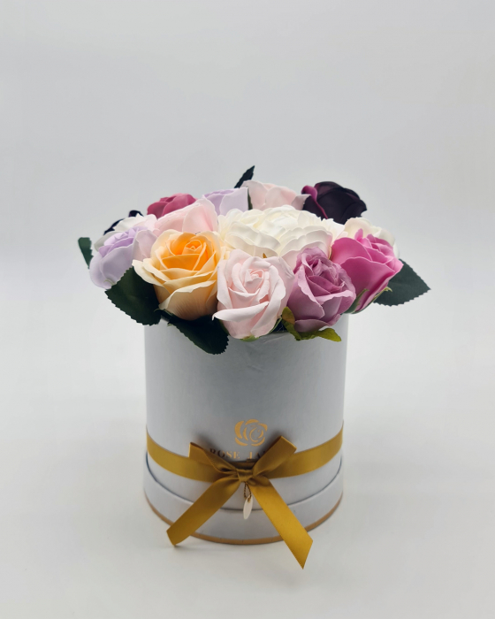 Set cadou – Trandafiri de sapun – cutie medie – Ilona 9 [4]