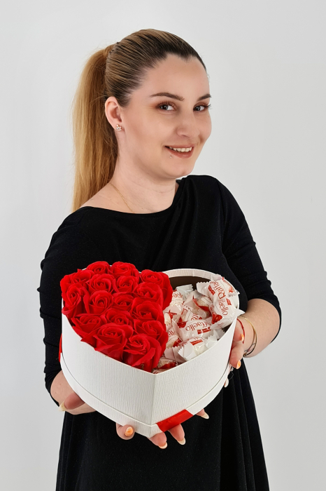 Set cadou – Trandafiri sapun – Inima mica – Raffaelo! [3]