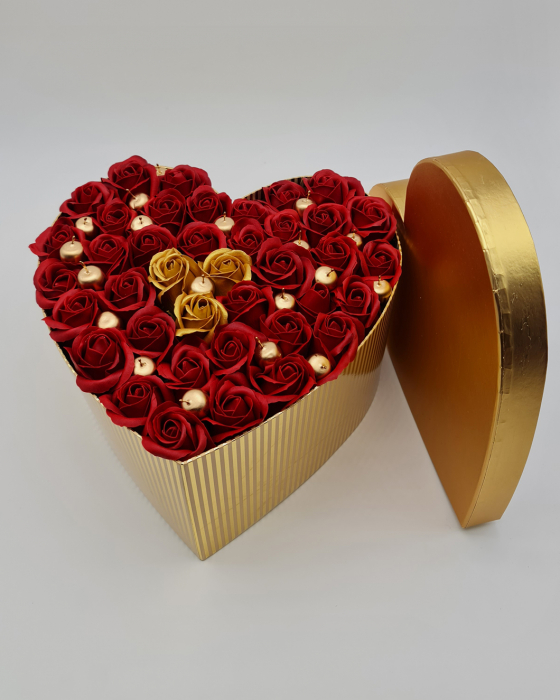 Set cadou – Trandafiri sapun – Inima Rosu/Auriu [4]