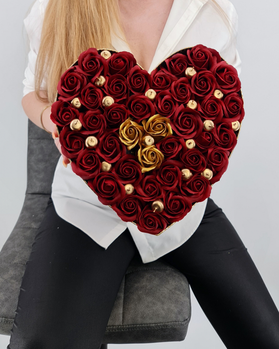 Set cadou – Trandafiri sapun – Inima Rosu/Auriu [2]