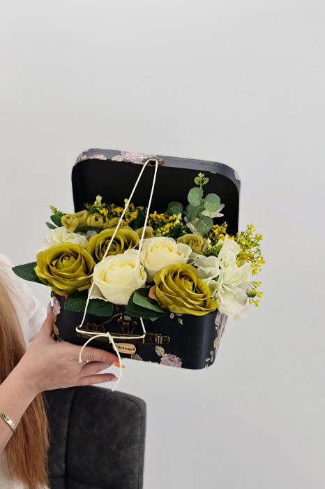 Set cadou - Trandafiri sapun - Valiza cu Flori! [4]