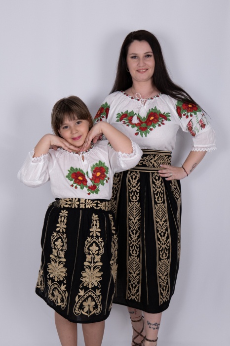Set Traditional / IE Mama / IE fiica Sidonia [2]