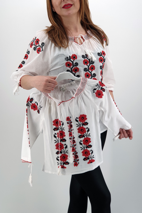 Set Traditional / IE Mama / IE fiica Antonela [3]