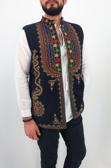 Set Traditional Mama/Tata/fiica/fiu Vesta Traditionala [3]