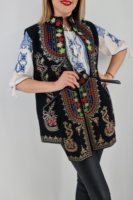Set Traditional Mama/Tata/fiica/fiu Vesta Traditionala 4 [3]