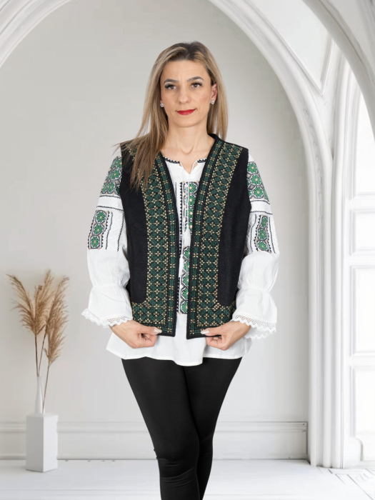 Vesta brodata traditional Luana [2]