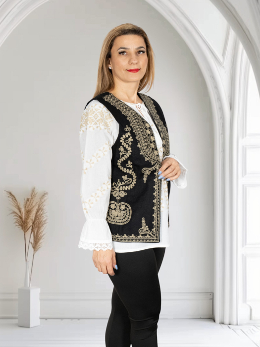 Vesta brodata traditional Angelica 12 [3]