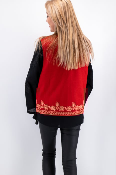 Vesta brodata cu model traditional Constantina 3 [4]