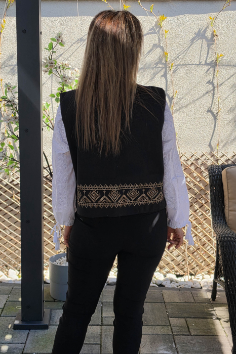 Vesta brodata traditional Olguta 6 [4]