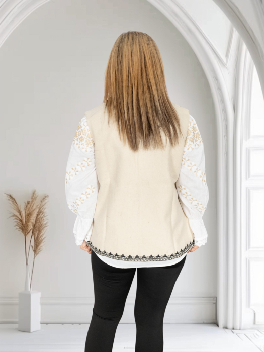 Vesta brodata traditional Angelica 16 [5]