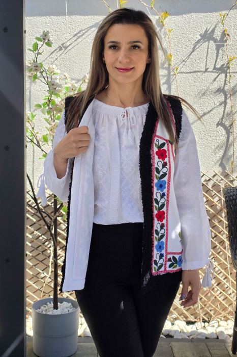 Vesta brodata traditional Dorina 3 [3]