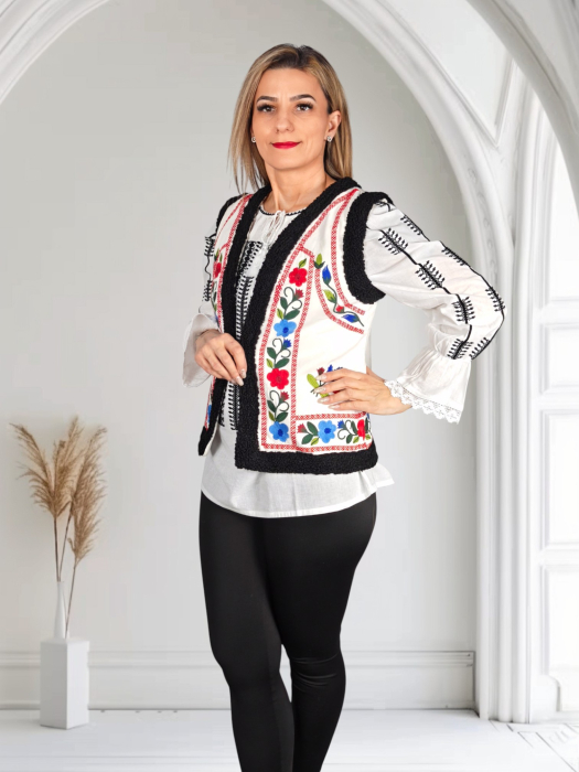 Vesta brodata traditional Dorina [4]