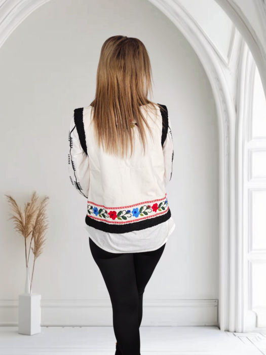 Vesta brodata traditional Dorina [3]